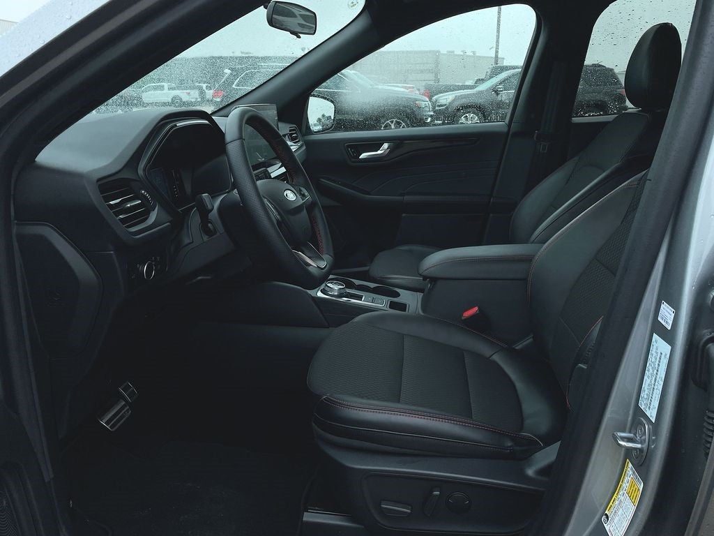 2024 Ford Escape ST-Line, TECH & COLD WEATHER PACK, NAV